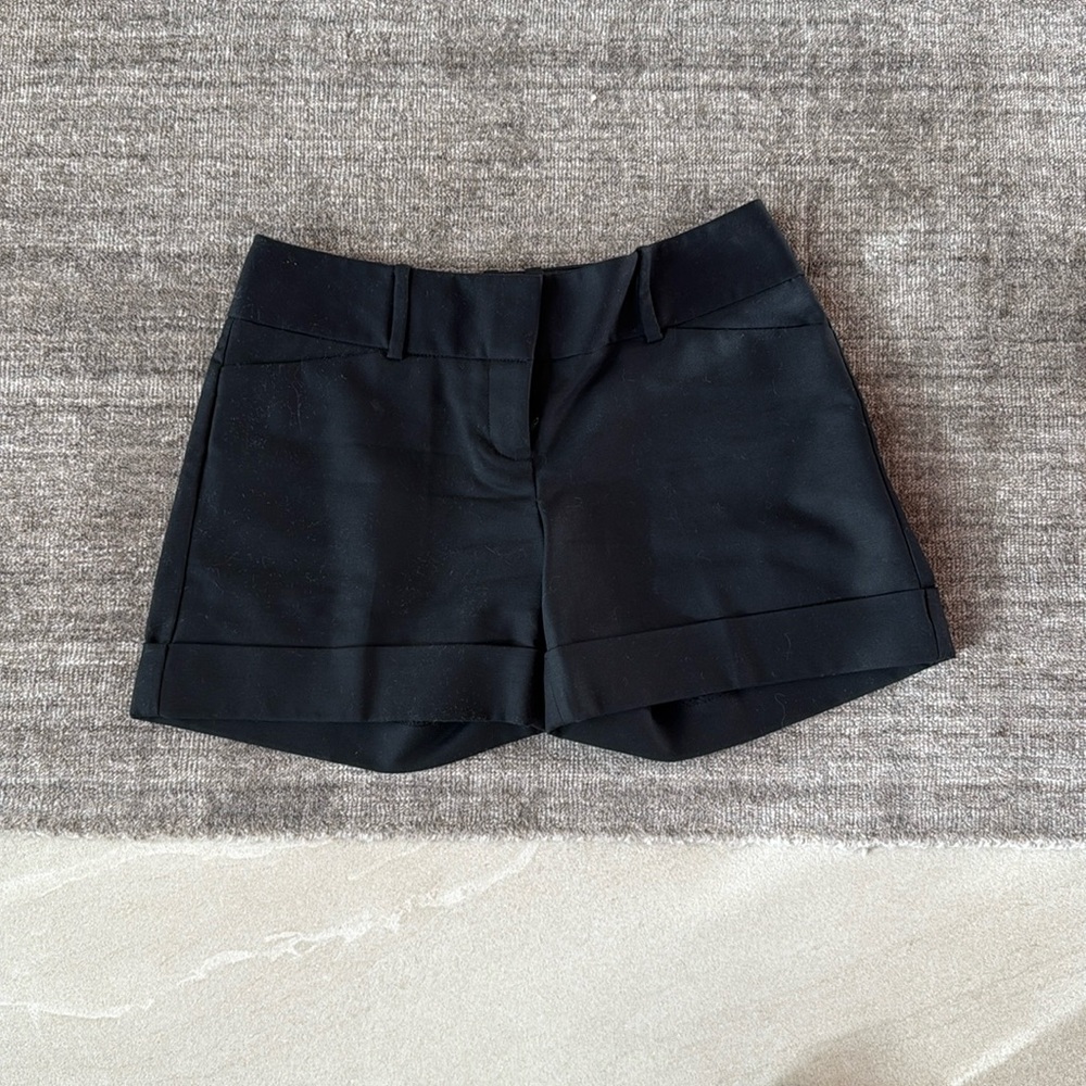 Limited shorts